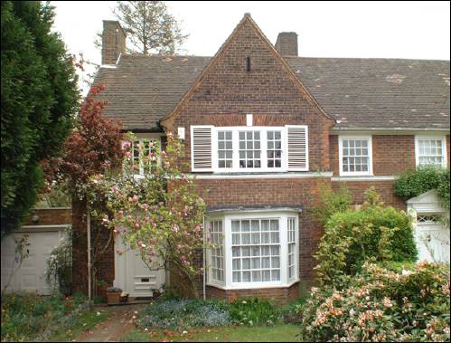 48 Gurney Drive a